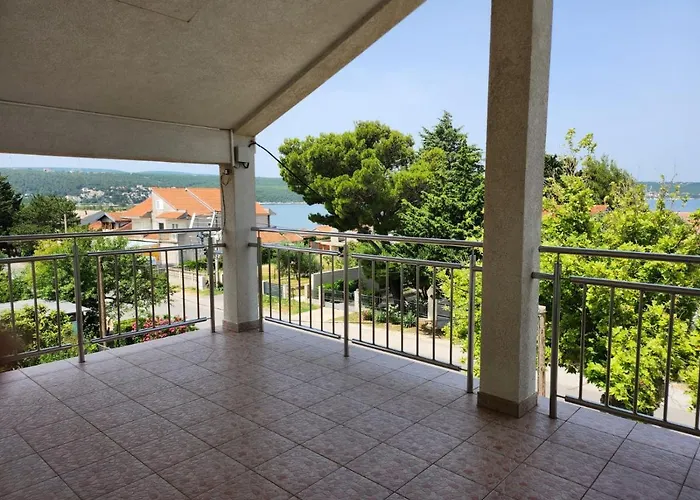 Tunjic Apartment *