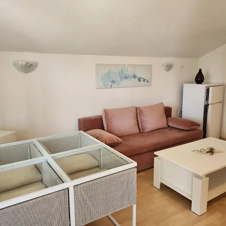 Appartamento Tunjic Gornji Karin